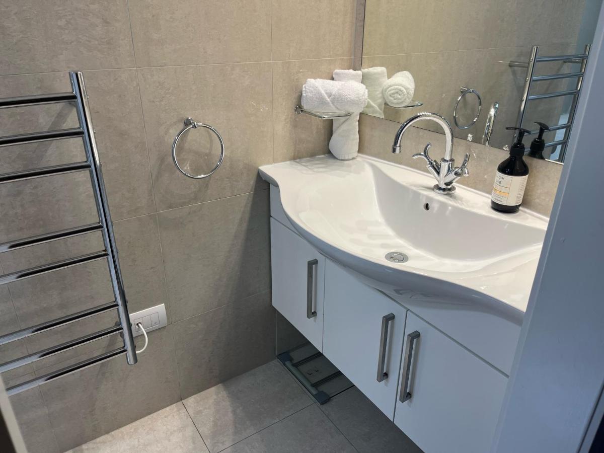Seaside Wanaka Tce Apartment Ню Плимут Екстериор снимка